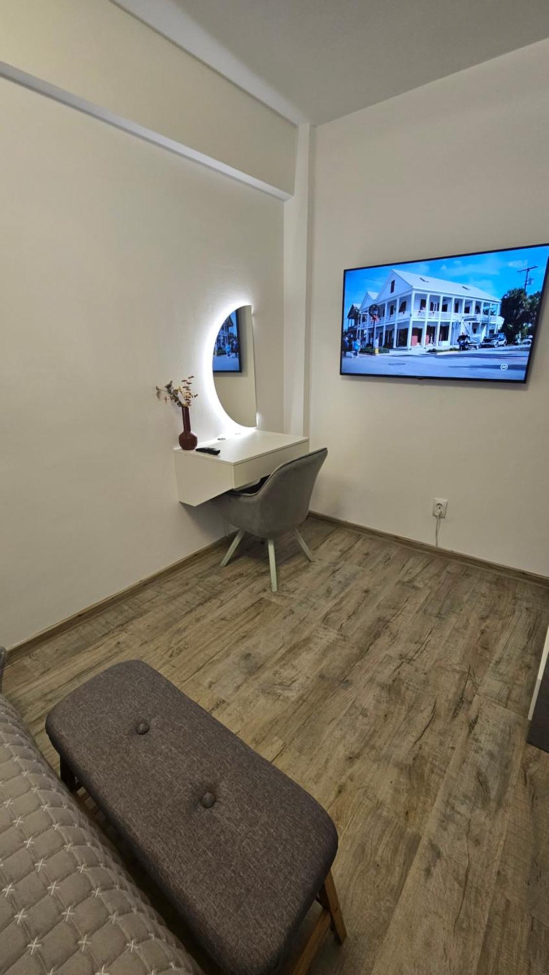 Central View Apartment Дева Экстерьер фото